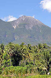 Indonesia - Flores Island - Hikking and Trekking - Volcano Egon near Maumere Hikking and Trekking - Volcano Egon near Maumere Kelimutu Indonesia Flores Island Volcano Maumere Beach Volcano Kelimutu near Maumere