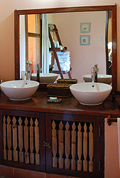 Traumvilla, luxurioese Villa, Villa Beach Waiara Flores Indonesien Maumere Sea World Club Resort Restaurant Beachvilla Strandhaus, Tropen, Bungalow Luxus Villa am Strand